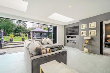 1425602-16-69b941...