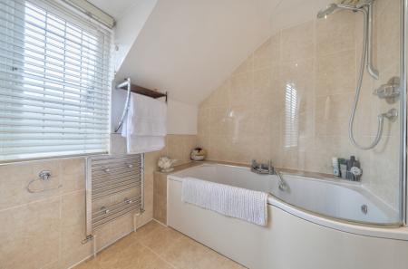 1419486-7-69a08eb...