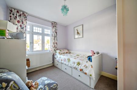 1420372-7-69a70b6...