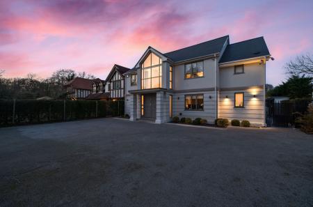 1424583-11-699f50...