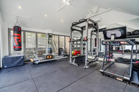 1415566-4-69a9e82...