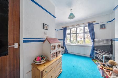 1417358-9-699c928...