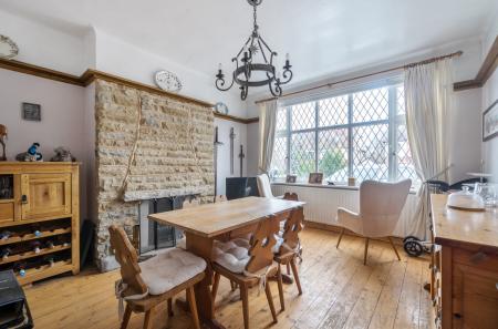 1417358-19-699c92...