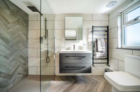 1423687-23-69a990...