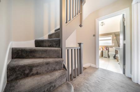 1423687-18-69a990...