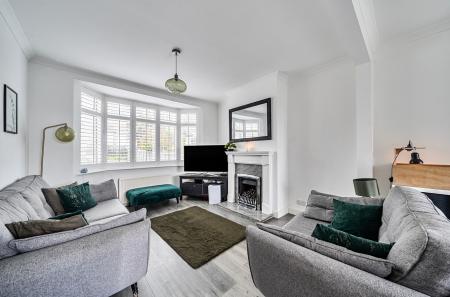 1424140-8-69aeac1...