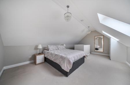 1424177-6-69b407e...