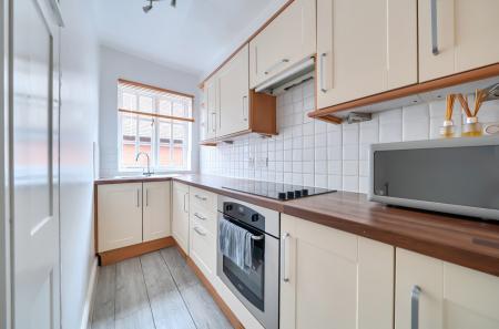 1429242-21-69b815...