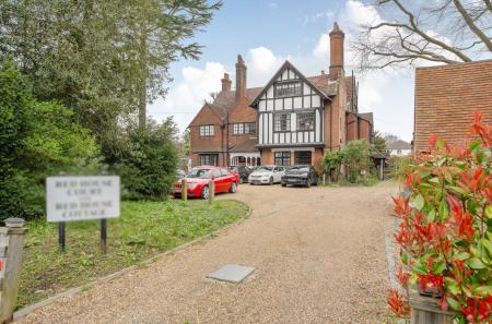 1429242-16-69b815...