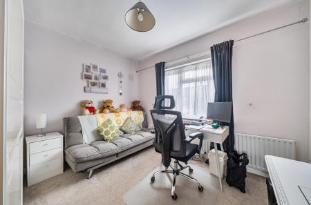 1424771-5-69b2fb7...