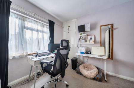 1424771-6-69b2fb8...