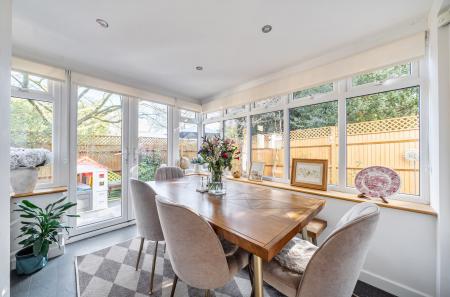 1432375-7-69bbf8e...