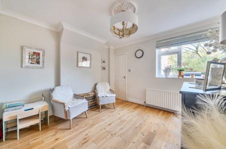 1432375-14-69bbf9...