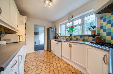 1420060-6-69a0928...