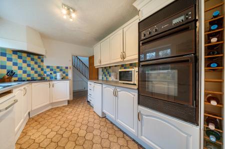 1420060-7-69a0929...