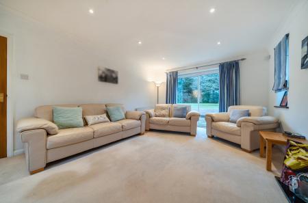 1420060-5-69a0928...