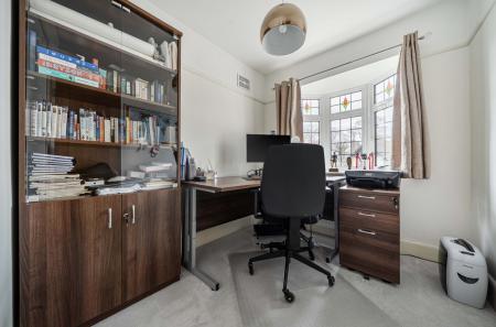 1437887-20-69cd5b...