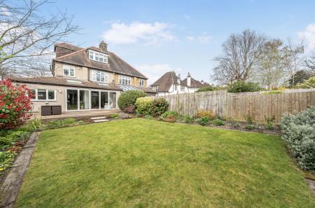 1437887-5-69cd5a0...