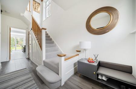 1437887-10-69cd5a...