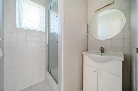 1449631-6-69ea502...