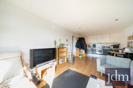 0c07d6f7-7950-4cb...