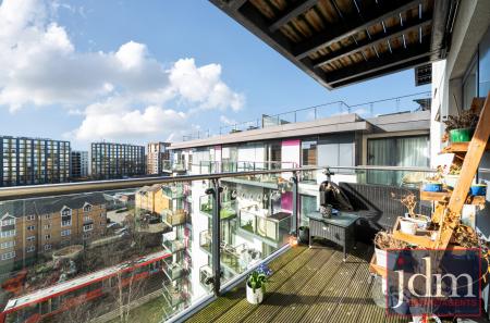 4dbcc148-dc04-411...