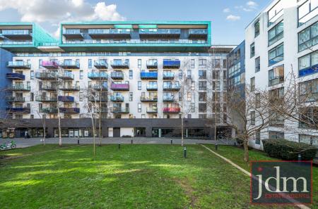 b15e4ccb-ba58-4e1...