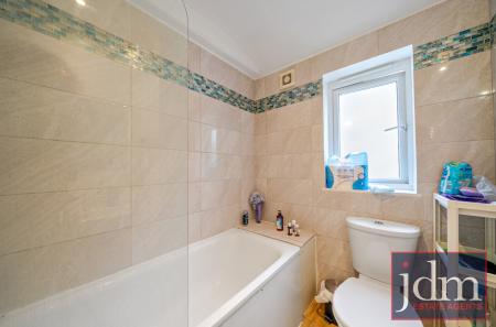 1cce8cfe-31fc-426...