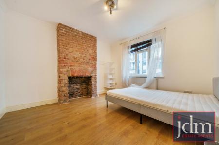 d1a9d994-bcae-4c6...