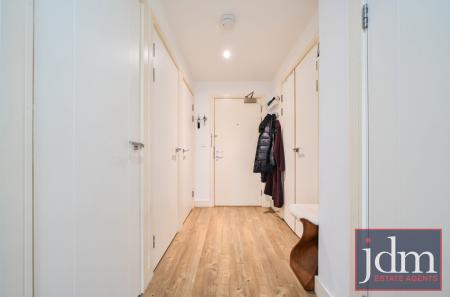 fbc551ff-3f0f-4d4...