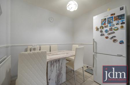 81da3034-21de-49e...