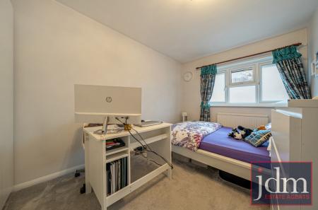 5288cd7f-5837-450...