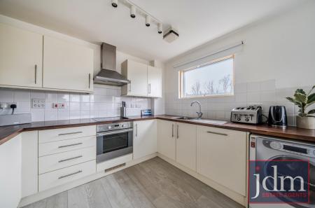 16349d71-08d8-4f1...