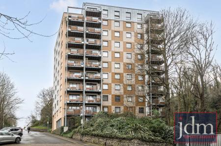 014cc630-4e6c-417...