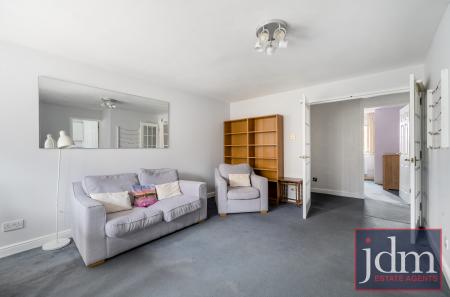 3383395d-6bda-48f...