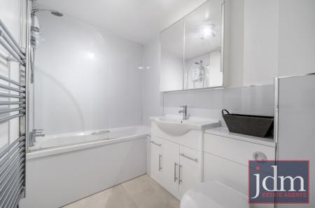 cdc836fe-ca20-44b...