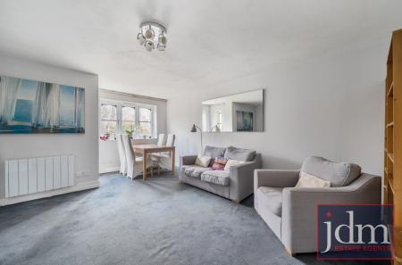 4ee2b0df-2ad0-4b8...