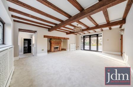 95ad69a7-cba9-481...