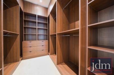 Walk-In Wardrobe