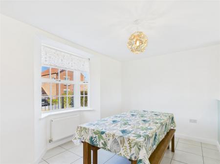 OPEN PLAN KITCHEN/BREAKFAST ROOM