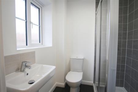 EN - SUITE SHOWER ROOM