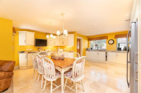 KITCHEN/LIVING/DINING