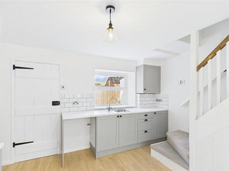 KITCHEN/DINER/LIVING AREA