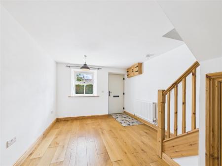 OPEN PLAN KITCHEN/LIVING