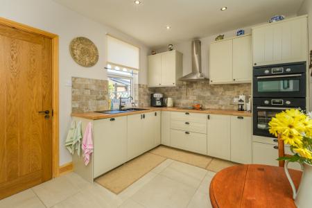 Kitchen-1