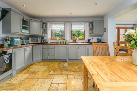 Kitchen-3