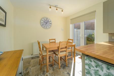 Kitchen Diner-1