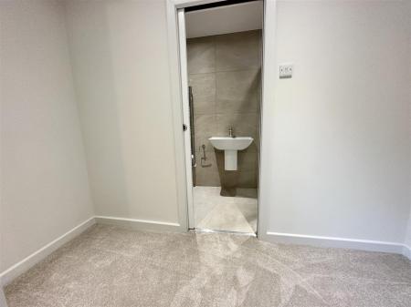 WALK THROUGH DRESSING ROOM