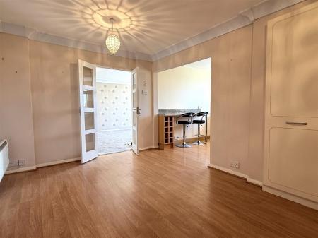 RECEPTION HALL/DINING ROOM