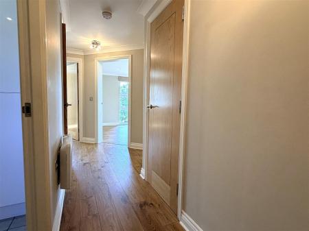 PRIVATE ENTRANCE HALL